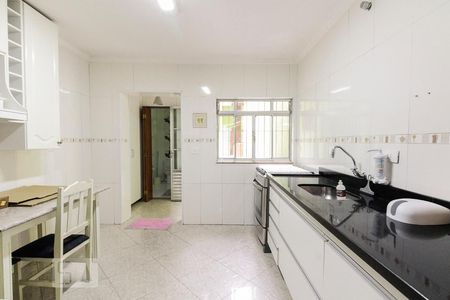 Casa à venda com 120m², 3 quartos e 1 vagaCozinha 