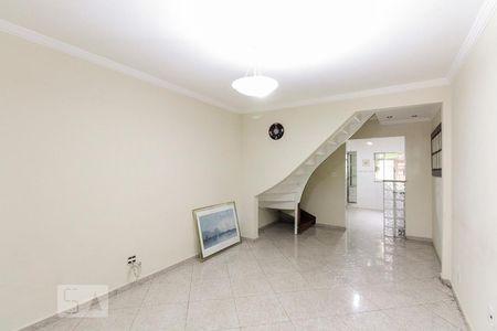 Sala  de casa à venda com 3 quartos, 120m² em Vila Bertioga, São Paulo