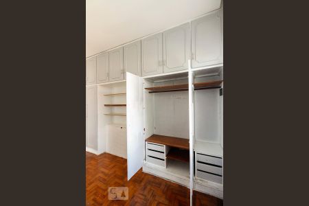 Quarto 1 de casa para alugar com 3 quartos, 245m² em Penha de França, São Paulo