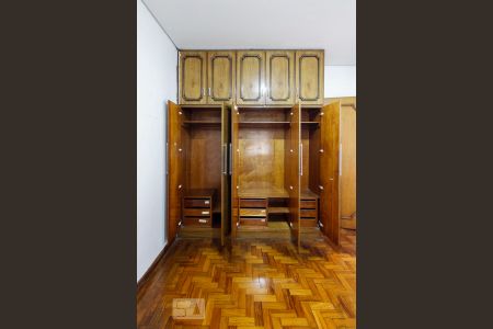 Casa para alugar com 245m², 3 quartos e 2 vagas Casa para alugar com 245m², 3 quartos e 2 vagasQuarto 2