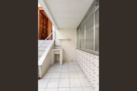 Casa para alugar com 245m², 3 quartos e 2 vagas Casa para alugar com 245m², 3 quartos e 2 vagasÁrea de serviço