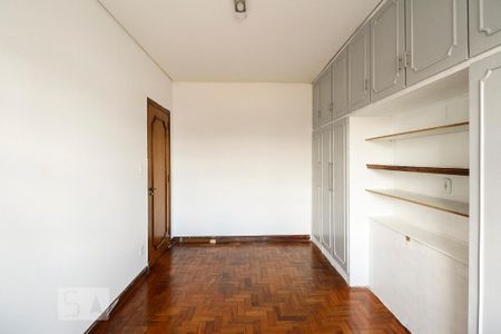 Quarto 1 de casa para alugar com 3 quartos, 245m² em Penha de França, São Paulo