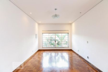 Casa para alugar com 3 quartos, 245m² em Penha de França, São Paulo