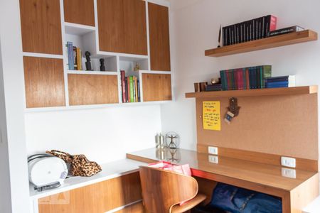 Quarto de apartamento para alugar com 4 quartos, 200m² em Mirandópolis, São Paulo