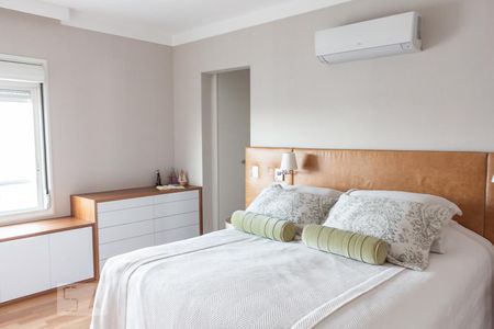 Quarto de apartamento para alugar com 4 quartos, 200m² em Mirandópolis, São Paulo