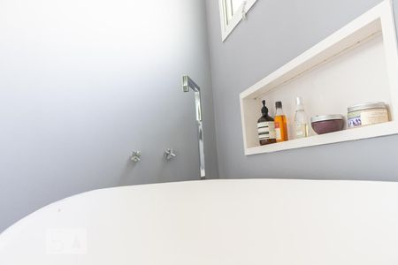 Apartamento para alugar com 200m², 4 quartos e 3 vagas Apartamento para alugar com 200m², 4 quartos e 3 vagasBanheiro