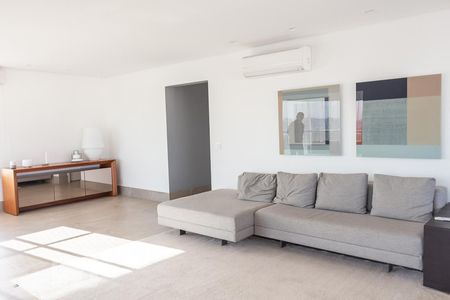 Sala de apartamento para alugar com 4 quartos, 200m² em Mirandópolis, São Paulo