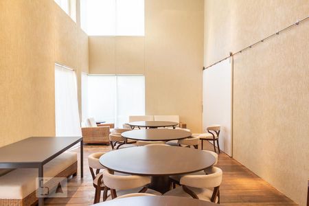 Apartamento para alugar com 200m², 4 quartos e 3 vagas Apartamento para alugar com 200m², 4 quartos e 3 vagasSalão de Festas