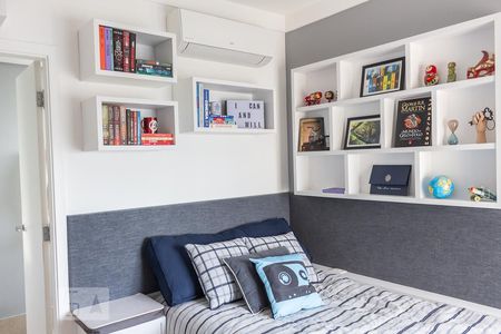 Apartamento para alugar com 200m², 4 quartos e 3 vagas Apartamento para alugar com 200m², 4 quartos e 3 vagasQuarto