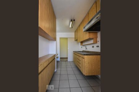 Apartamento para alugar com 72m², 2 quartos e 1 vaga Apartamento para alugar com 72m², 2 quartos e 1 vagaCozinha