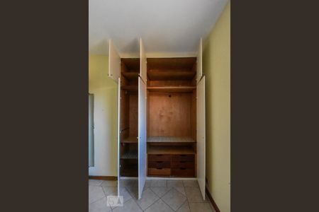 Apartamento para alugar com 72m², 2 quartos e 1 vaga Apartamento para alugar com 72m², 2 quartos e 1 vagaQuarto 01