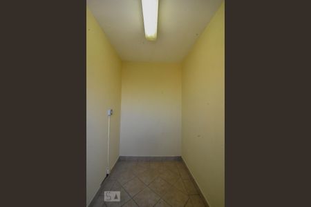Apartamento para alugar com 72m², 2 quartos e 1 vaga Apartamento para alugar com 72m², 2 quartos e 1 vagaQuarto de Serviços