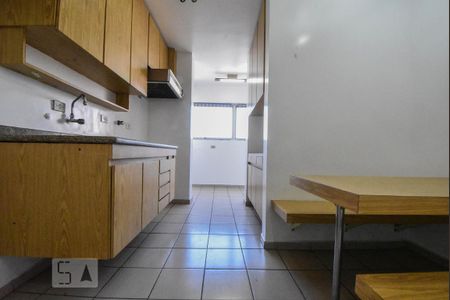 Apartamento para alugar com 72m², 2 quartos e 1 vaga Apartamento para alugar com 72m², 2 quartos e 1 vagaCozinha