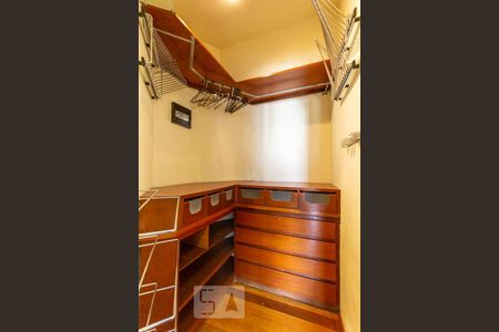 Apartamento à venda com 46m², 1 quarto e 1 vagaArmário