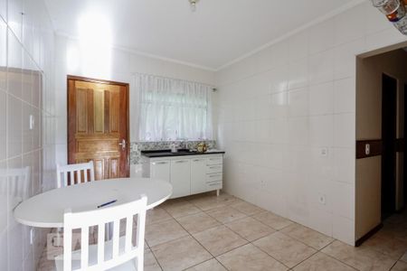 Casa para alugar com 120m², 2 quartos e sem vagaCozinha