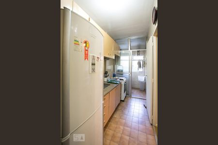 Apartamento à venda com 73m², 2 quartos e 1 vaga Apartamento à venda com 73m², 2 quartos e 1 vagaCozinha