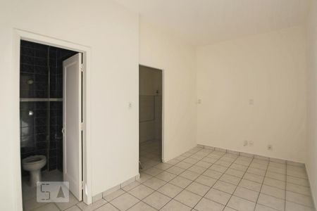 Sala de kitnet/studio para alugar com 1 quarto, 30m² em Centro, São Paulo