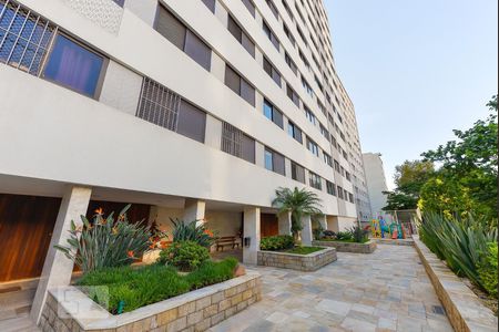 Apartamento para alugar com 94m², 3 quartos e 1 vagaFachada