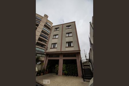 Apartamento para alugar com 90m², 2 quartos e sem vagaFachada