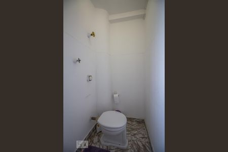 Apartamento para alugar com 90m², 2 quartos e sem vagaBanheiro serviço
