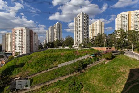 Vista de apartamento para alugar com 2 quartos, 50m² em Parque Reboucas, São Paulo
