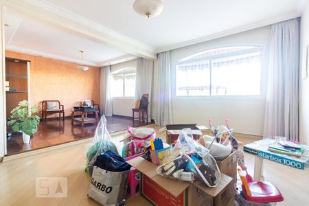 Casa à venda com 3 quartos, 250m² em Cipava, Osasco