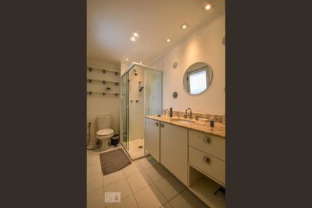 Banheiro de kitnet/studio para alugar com 1 quarto, 40m² em Brooklin Paulista, São Paulo