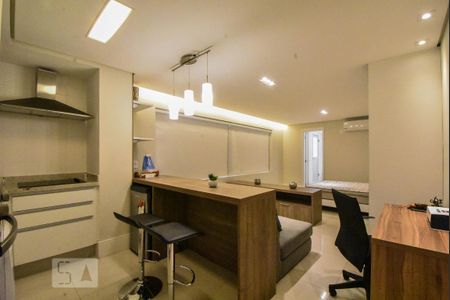 Cozinha de kitnet/studio para alugar com 1 quarto, 40m² em Brooklin Paulista, São Paulo
