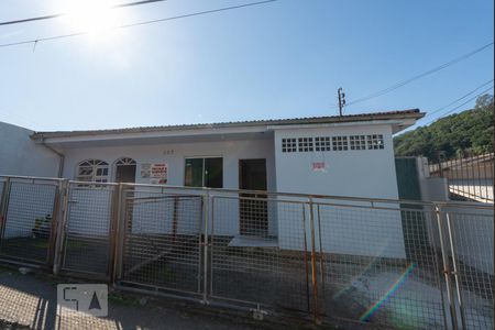 Fachada de kitnet/studio para alugar com 1 quarto, 30m² em Serraria, São José
