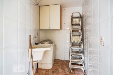 Casa à venda com 280m², 5 quartos e 3 vagasÁrea da Casa de Fundos