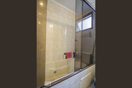 Apartamento à venda com 120m², 3 quartos e 2 vagas Apartamento à venda com 120m², 3 quartos e 2 vagasBanheiro suíte