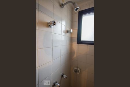 Apartamento à venda com 120m², 3 quartos e 2 vagas Apartamento à venda com 120m², 3 quartos e 2 vagasBanheiro americano detalhe