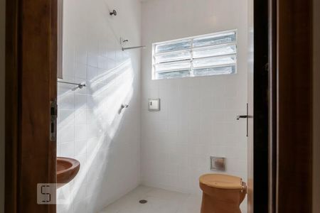 Banheiro de casa para alugar com 3 quartos, 140m² em Vila Santo Estéfano, São Paulo