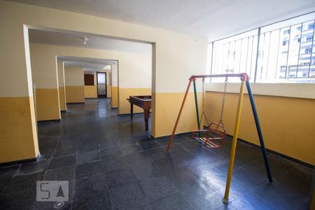 Apartamento para alugar com 74m², 3 quartos e 1 vaga Apartamento para alugar com 74m², 3 quartos e 1 vagaPlayground