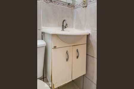 Banheiro - Detalhe da pia de apartamento para alugar com 1 quarto, 41m² em Penha Circular, Rio de Janeiro