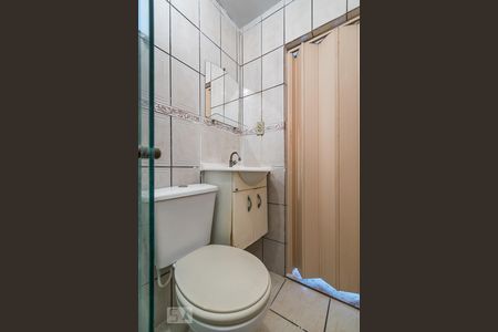 Banheiro de apartamento para alugar com 1 quarto, 41m² em Penha Circular, Rio de Janeiro