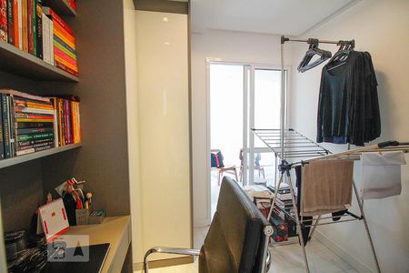 Apartamento à venda com 76m², 2 quartos e 2 vagasQuarto Reversível