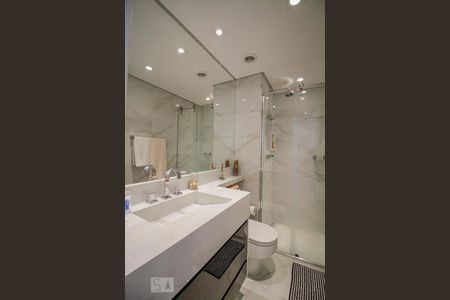 Apartamento à venda com 76m², 2 quartos e 2 vagasBanheiro