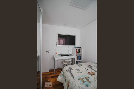 Apartamento à venda com 76m², 2 quartos e 2 vagasQuarto