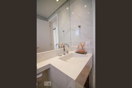 Apartamento à venda com 76m², 2 quartos e 2 vagasBanheiro da Suíte