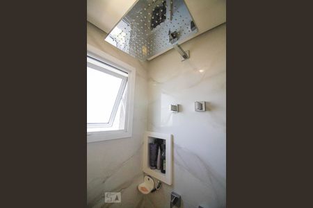 Apartamento à venda com 76m², 2 quartos e 2 vagasBanheiro da Suíte