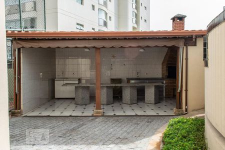 Apartamento à venda com 60m², 2 quartos e 1 vagaCHURRASQUEIRA