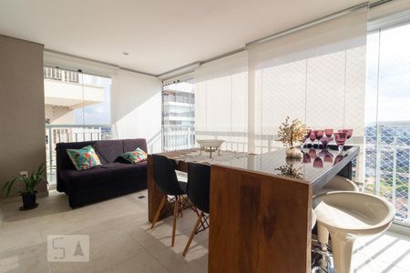 Varanda de apartamento para alugar com 2 quartos, 66m² em Santo Amaro, São Paulo