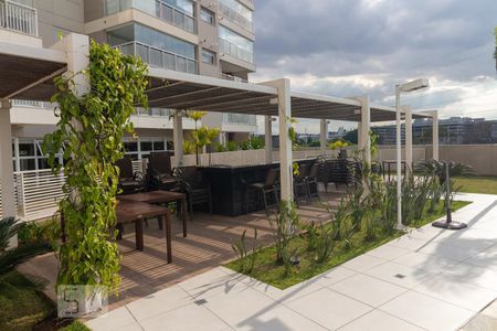 Apartamento para alugar com 66m², 2 quartos e 1 vagaPiscina