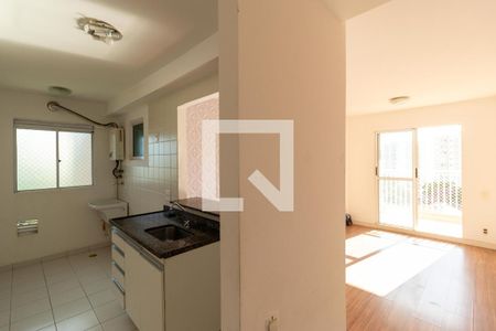 Sala de apartamento à venda com 3 quartos, 62m² em Jardim Ipaussurama, Campinas
