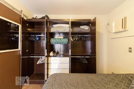 Studio para alugar com 58m², 1 quarto e 1 vaga Studio para alugar com 58m², 1 quarto e 1 vagaQuarto