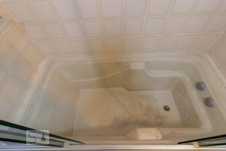 Studio para alugar com 58m², 1 quarto e 1 vaga Studio para alugar com 58m², 1 quarto e 1 vagaBanheiro