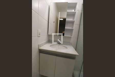 Apartamento para alugar com 70m², 3 quartos e 1 vaga Apartamento para alugar com 70m², 3 quartos e 1 vagaBanheiro da Suíte