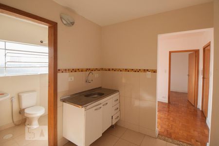 Cozinha de apartamento para alugar com 1 quarto, 50m² em Santa Cecília, São Paulo