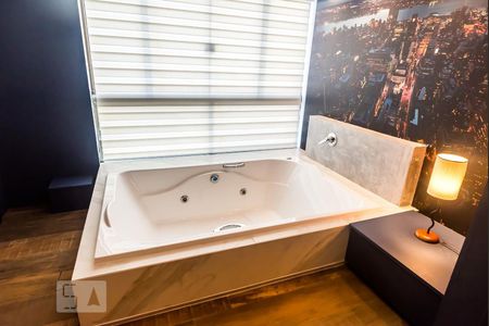 Apartamento à venda com 70m², 1 quarto e 1 vagaBanheira